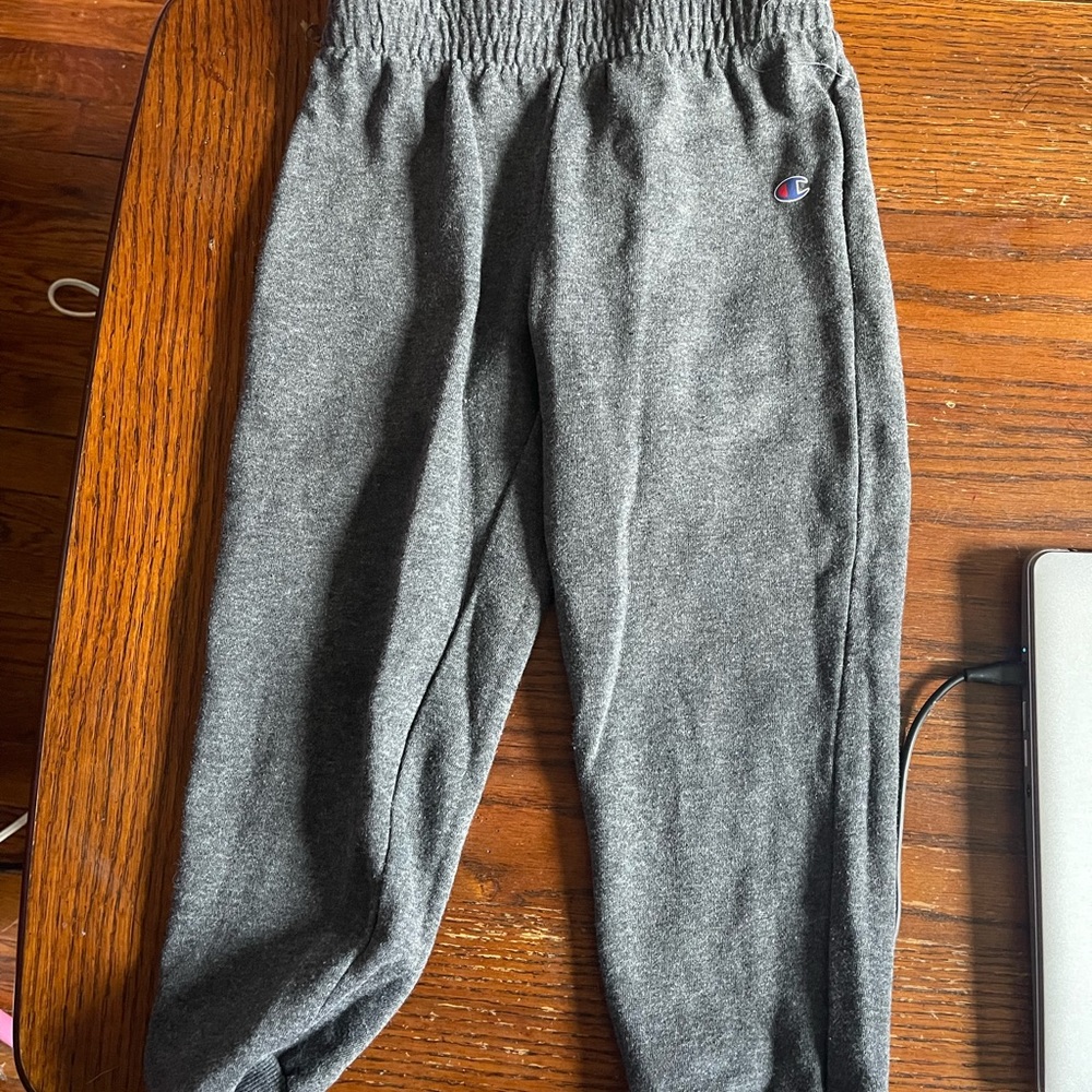 Size 6 kids champion sweatpants